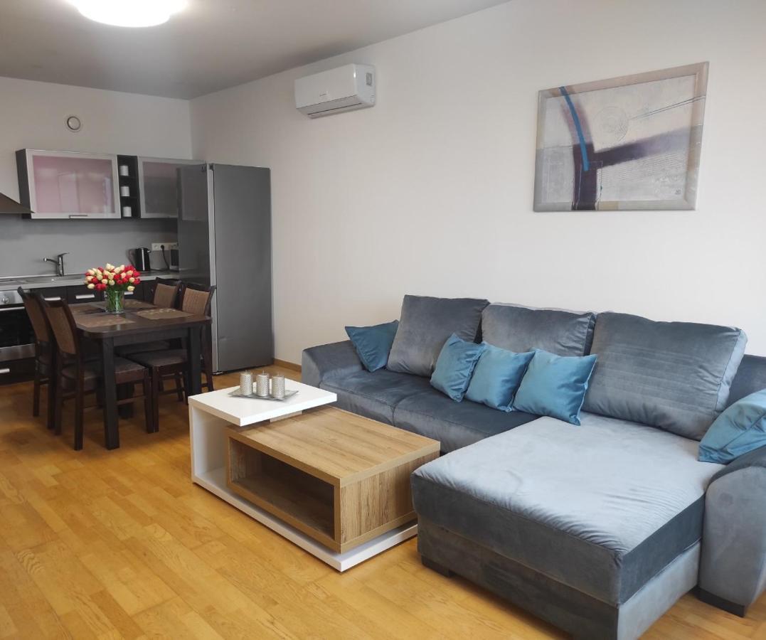 Klaipedos 99 Apartamentai Panevezys Luaran gambar